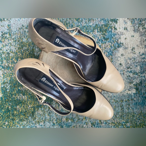 Vintage 90s Eitenne Aigner Vow tan leather ankle strap mary janes, size 8.5M - Picture 5 of 15